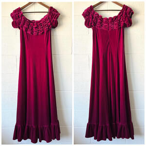 U'I No! Burgundy Velvet Ruffle Scrunch Maxi Muumuu Dress Women's Size 8 / 9